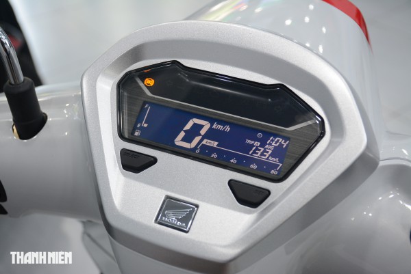 Những trang bị tưởng cần thiết dần 'biến mất' trên xe tay ga đời mới