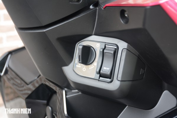 Những trang bị tưởng cần thiết dần 'biến mất' trên xe tay ga đời mới