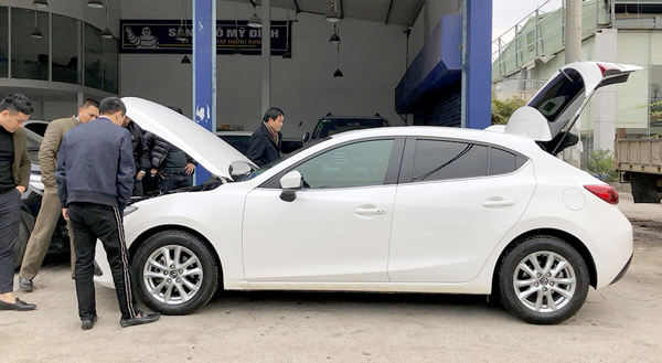 Ô tô cũ nín thở nhìn xe mới liên tiếp giảm giá