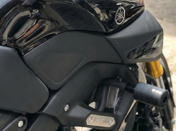 Rủi ro khi lắp gù chống đổ 'rởm' cho mô tô, xe máy Rủi ro khi lắp gù chống đổ 'rởm' cho mô tô, xe máy