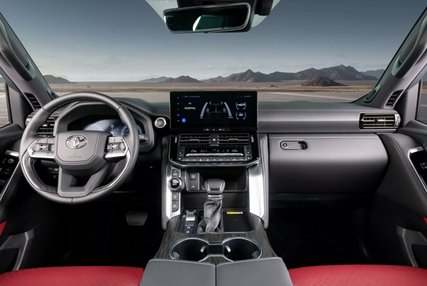 SUV 7 chỗ Toyota Land Cruiser 300 có thêm bản hybrid SUV 7 chỗ Toyota Land Cruiser 300 có thêm bản hybrid