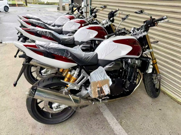 Sản xuất giới hạn Honda CB1300SF SP Final Edition bản cuối cùng bất ngờ về Việt Nam