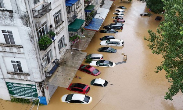 Sau mưa bão, hàng loạt ô tô “chết đuối” sẽ gia nhập thị trường xe cũ?