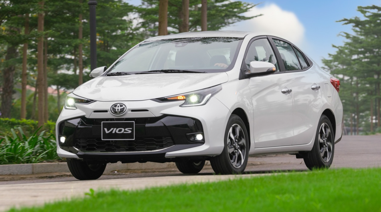 Sedan hạng B dưới 600 triệu: Doanh số giảm Hyundai Accent vẫn dẫn đầu, Vios chững lại