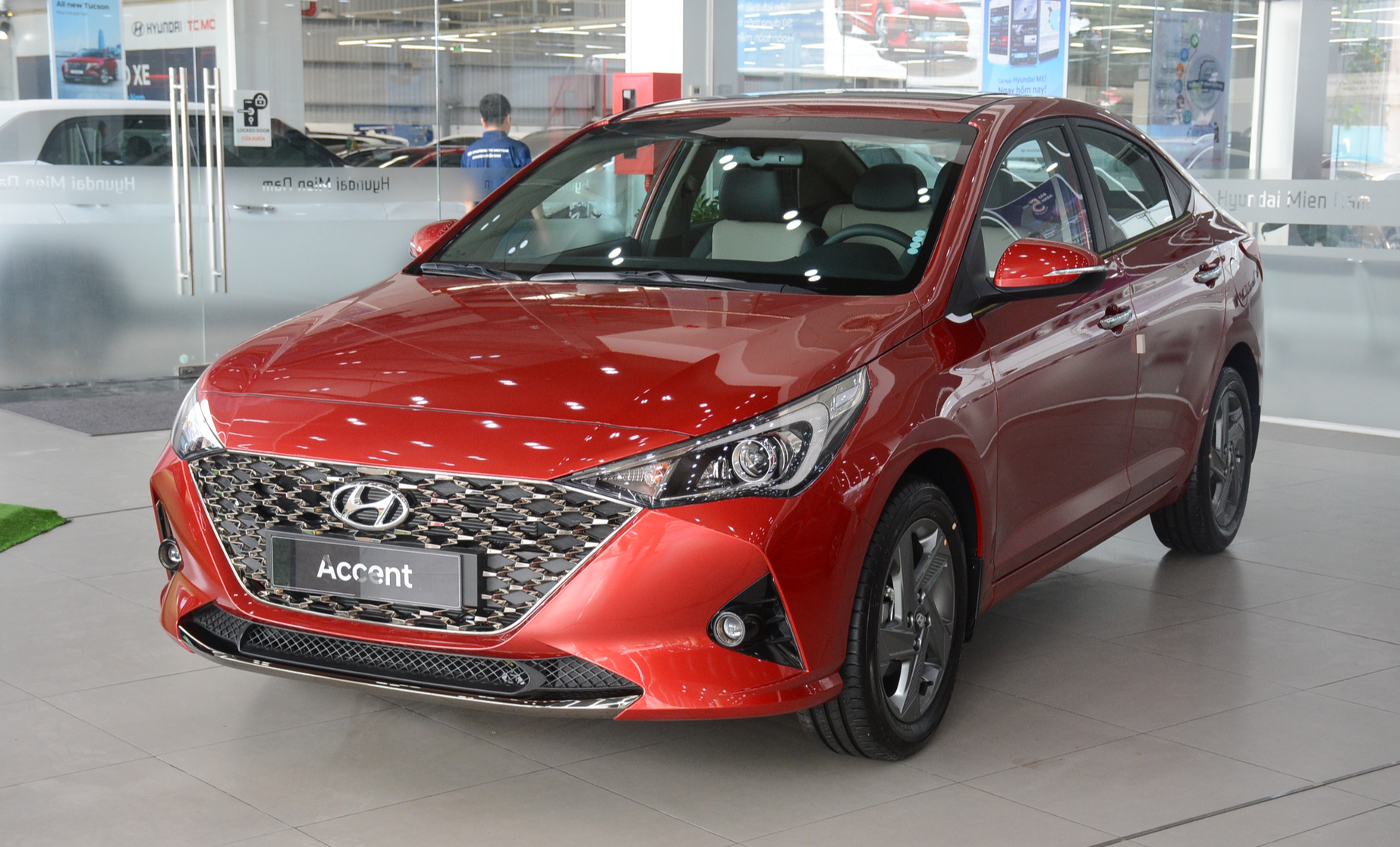 Sedan hạng B dưới 600 triệu: Doanh số giảm Hyundai Accent vẫn dẫn đầu, Vios chững lại