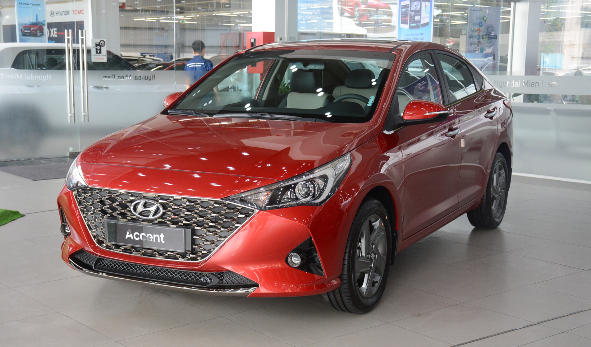 Sedan hạng B vẫn áp đảo cuộc đua ô tô bán chạy nhất Việt Nam năm 2023