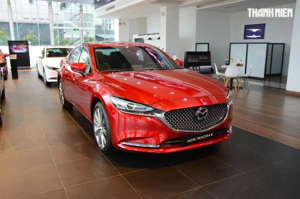 Sedan hạng D: Mỗi Toyota Camry còn giữ được sức hút Sedan hạng D: Mỗi Toyota Camry còn giữ được sức hút