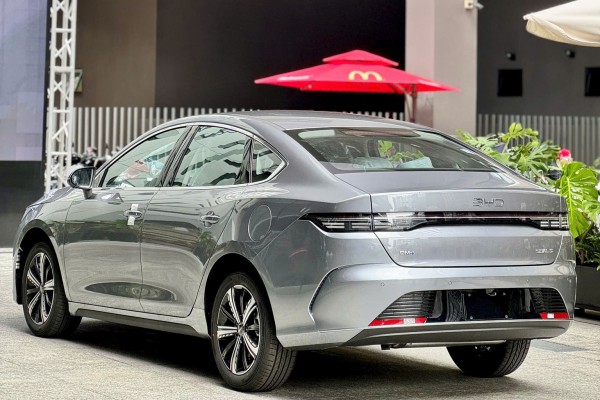 Sedan hybrid cắm sạc của BYD rục rịch về Việt Nam, giá đồn đoán dưới 700 triệu