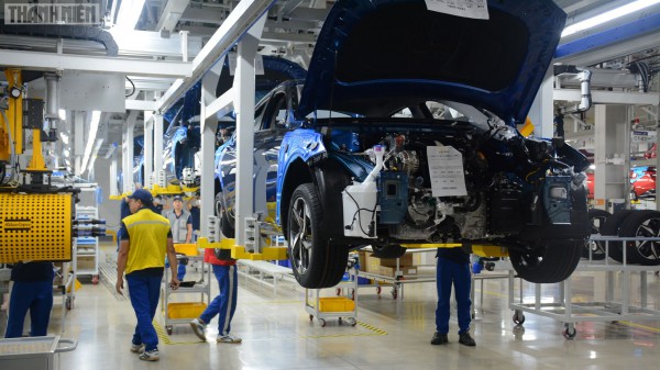 Soi quá trình lắp ráp Hyundai Elantra 2023 tại Việt Nam