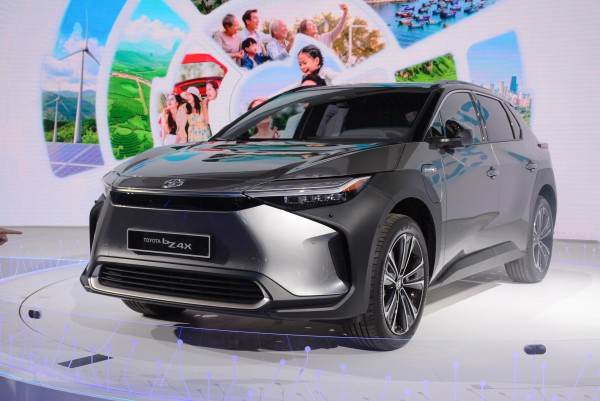 Sự thật về tính an toàn tuyệt đối của pin thể rắn trên xe điện Sự thật về tính an toàn tuyệt đối của pin thể rắn trên xe điện