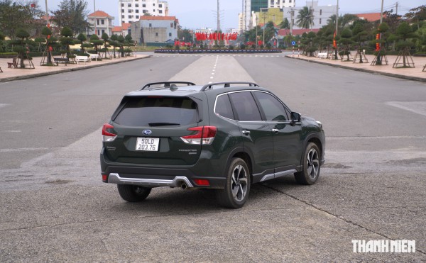 Subaru Forester tiếp tục giảm giá hơn 300 triệu, 'của hời' cho người thực dụng