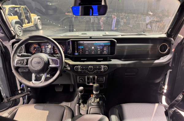 THACO chốt giá Jeep Wrangler dưới 3 tỉ, thấp hơn nhiều so với nhà phân phối cũ THACO chốt giá Jeep Wrangler dưới 3 tỉ, thấp hơn nhiều so với nhà phân phối cũ