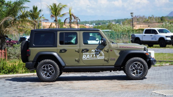 THACO chốt giá Jeep Wrangler dưới 3 tỉ, thấp hơn nhiều so với nhà phân phối cũ THACO chốt giá Jeep Wrangler dưới 3 tỉ, thấp hơn nhiều so với nhà phân phối cũ