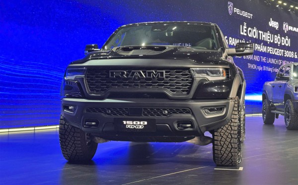 THACO chốt giá Jeep Wrangler dưới 3 tỉ, thấp hơn nhiều so với nhà phân phối cũ THACO chốt giá Jeep Wrangler dưới 3 tỉ, thấp hơn nhiều so với nhà phân phối cũ