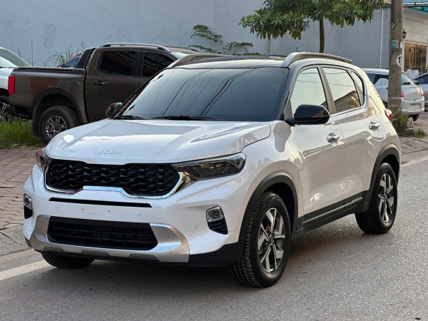 Tài chính tầm 550 triệu đồng, chọn KIA Sonet cũ hay VinFast VF 5 mới? Tài chính tầm 550 triệu đồng, chọn KIA Sonet cũ hay VinFast VF 5 mới?