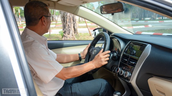 Tai nạn ô tô chết người ở Hà Nội: Làm thế nào để lùi xe an toàn? Tai nạn ô tô chết người ở Hà Nội: Làm thế nào để lùi xe an toàn?