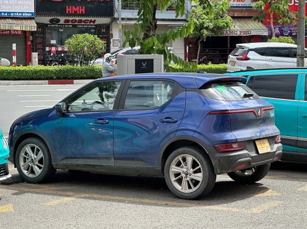 Tài xế chạy dịch vụ 'lách' luật bị phạt đến 7 triệu đồng