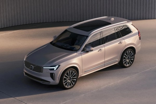 Thị trường ô tô Việt “nóng” cuối tháng 3, xe điện và hybrid lên ngôi Thị trường ô tô Việt “nóng” cuối tháng 3, xe điện và hybrid lên ngôi