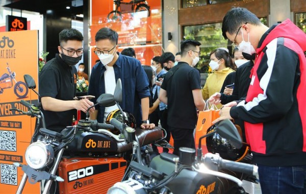 Thị trường xe máy Việt Nam giảm nhanh sự phụ thuộc vào xăng dầu Thị trường xe máy Việt Nam giảm nhanh sự phụ thuộc vào xăng dầu