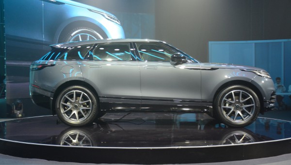 Thiết kế tay nắm cửa ẩn trong thân xe ô tô có nguy cơ bị cấm Thiết kế tay nắm cửa ẩn trong thân xe ô tô có nguy cơ bị cấm