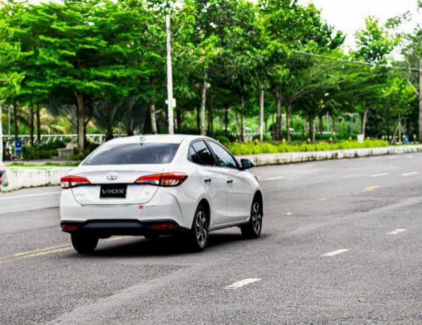 Tiết kiệm lên đến 60 triệu đồng khi mua Toyota Vios trong tháng 9