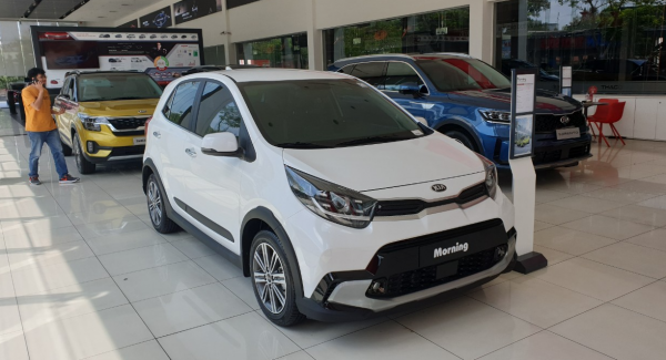 Tiêu thụ ô tô cỡ nhỏ dưới 450 triệu gia tăng, Hyundai Grand i10 hút khách nhất