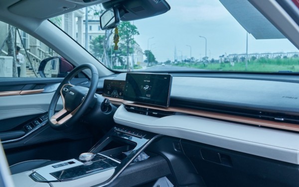 Tồn kho 3 năm, xe Trung Quốc Haval H6 giảm giá còn 680 triệu đồng