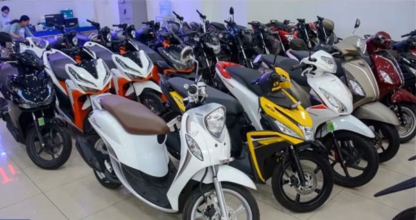 Tồn kho hơn 400.000 xe máy, giá còn giảm