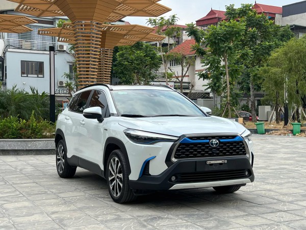 Toyota Corolla Cross hybrid sau 3 năm sử dụng giá gần 800 triệu đồng, có đáng mua?