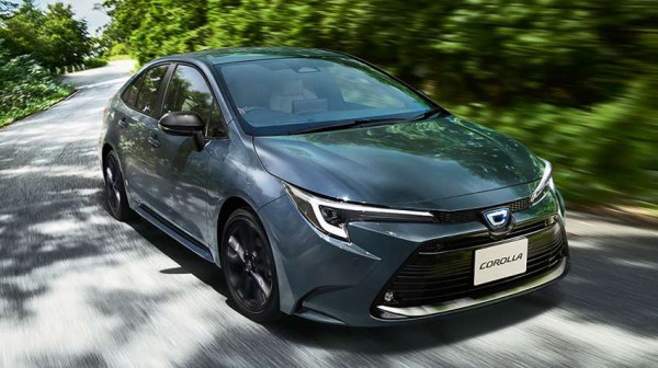 Toyota Corolla dùng công nghệ hybrid của BYD