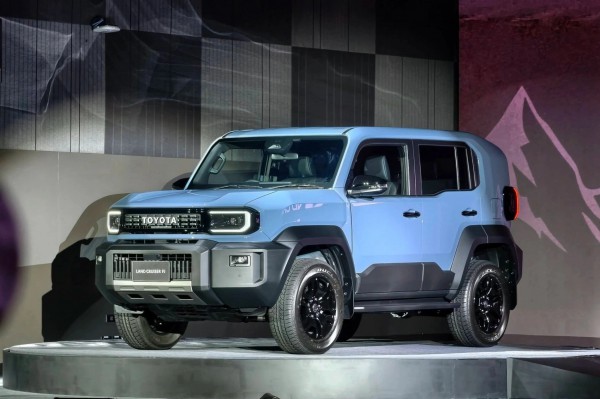 Toyota Land Cruiser FJ nhận đặt cọc tại Việt Nam, 'có cửa' thành công với giá 1,2 tỉ?