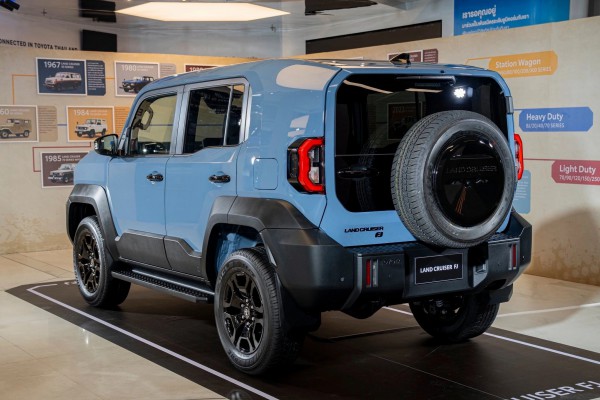 Toyota Land Cruiser FJ nhận đặt cọc tại Việt Nam, 'có cửa' thành công với giá 1,2 tỉ?