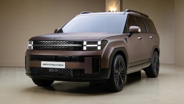 Toyota và Hyundai chọn lối đi riêng với xe hybrid sạc điện