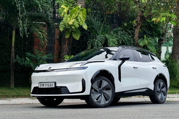 Trải nghiệm xe Lynk & Co 08 chiếc SUV PHEV sang xịn và mịn Trải nghiệm xe Lynk & Co 08 chiếc SUV PHEV sang xịn và mịn