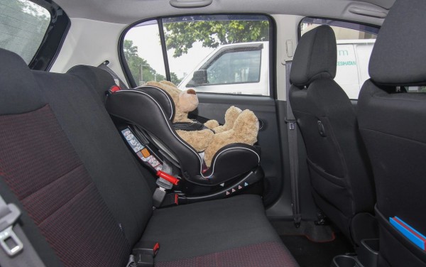 Từ 2026 chở trẻ em trên ô tô phải có ghế an toàn, nên chọn loại nào? Từ 2026 chở trẻ em trên ô tô phải có ghế an toàn, nên chọn loại nào?