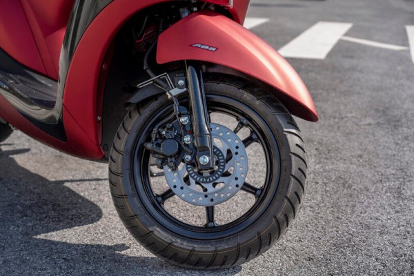 Từ kiểu dáng sang an toàn: xu hướng chọn xe máy của giới trẻ đô thị Từ kiểu dáng sang an toàn: xu hướng chọn xe máy của giới trẻ đô thị