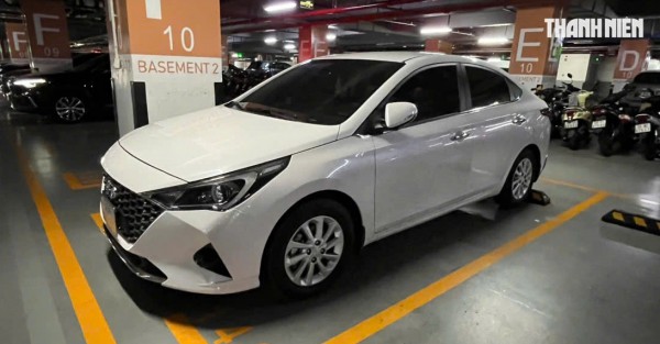 Vì sao không nên để bánh xe chạm thanh chắn khi đỗ ô tô? Vì sao không nên để bánh xe chạm thanh chắn khi đỗ ô tô?