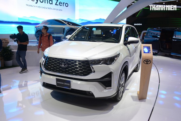 Vì sao ô tô hybrid không cần làm 'nóng máy' trước khi vận hành? Vì sao ô tô hybrid không cần làm 'nóng máy' trước khi vận hành?