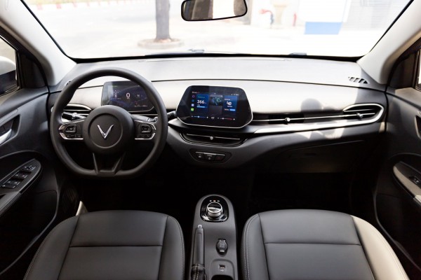 VinFast VF 5 - “Xe quốc dân” thế hệ mới trên thị trường ô tô Việt Nam