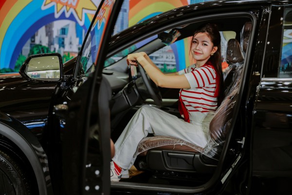 VinFast VF MPV 7 “ghi điểm” với người dùng TP.HCM: Nhiều lợi thế hơn hẳn MPV chạy xăng