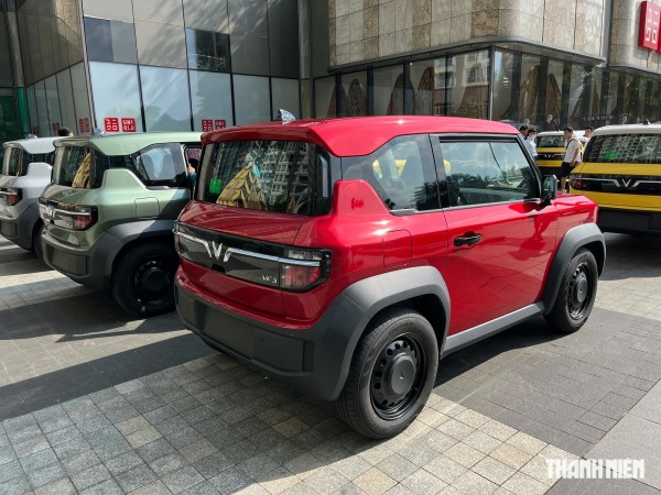 VinFast bán hơn 10.000 xe trong tháng đầu năm, đặt mục tiêu lớn cho 2025 VinFast bán hơn 10.000 xe trong tháng đầu năm, đặt mục tiêu lớn cho 2025