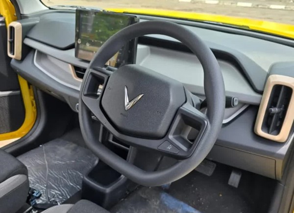 VinFast mở bán VF 3, áp dụng chính sách sạc miễn phí tại Indonesia VinFast mở bán VF 3, áp dụng chính sách sạc miễn phí tại Indonesia