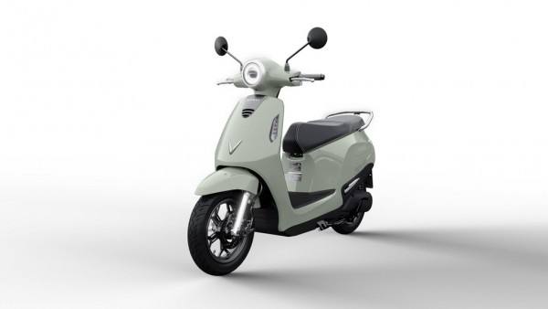 VinFast tung xe máy điện mới giá từ 18 triệu: pin sạc rời, di chuyển 262 km VinFast tung xe máy điện mới giá từ 18 triệu: pin sạc rời, di chuyển 262 km