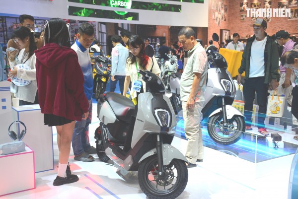 VinFast vượt Yamaha về doanh số bán xe máy tại Việt Nam VinFast vượt Yamaha về doanh số bán xe máy tại Việt Nam