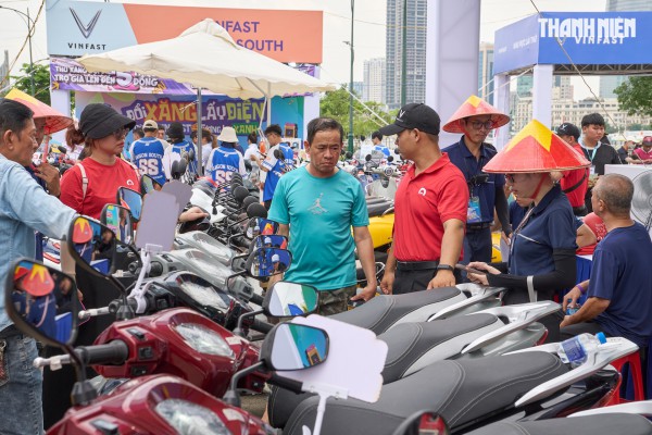 VinFast vượt Yamaha về doanh số bán xe máy tại Việt Nam VinFast vượt Yamaha về doanh số bán xe máy tại Việt Nam