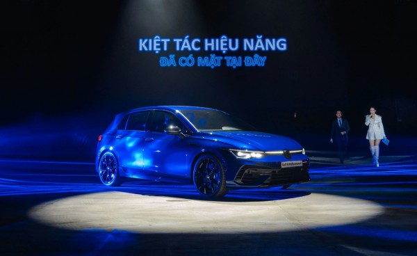 Volkswagen Golf R Performance phiên bản 'vạn người mê', giá gần 1,9 tỉ có gì khác biệt? Volkswagen Golf R Performance phiên bản 'vạn người mê', giá gần 1,9 tỉ có gì khác biệt?