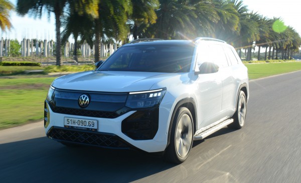 Volkswagen giảm giá nhiều mẫu xe, chia sẻ về sự tương thích với xăng E10?