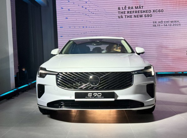Volvo XC60 và S90 bản nâng cấp giá từ 2,3 tỉ đồng tại Việt Nam Volvo XC60 và S90 bản nâng cấp giá từ 2,3 tỉ đồng tại Việt Nam