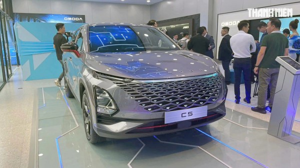 Vượt xe sản xuất tại Thái Lan, ô tô Trung Quốc ồ ạt về Việt Nam Vượt xe sản xuất tại Thái Lan, ô tô Trung Quốc ồ ạt về Việt Nam