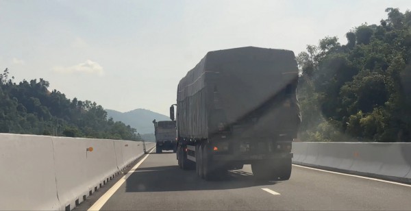 Vượt xe thế nào để tránh bị phạt nặng theo quy định mới? Vượt xe thế nào để tránh bị phạt nặng theo quy định mới?